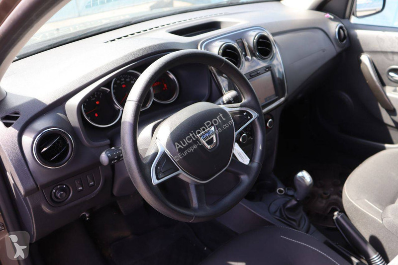 Véhicule utilitaire Dacia