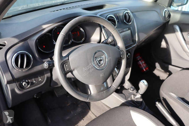 Véhicule utilitaire Dacia