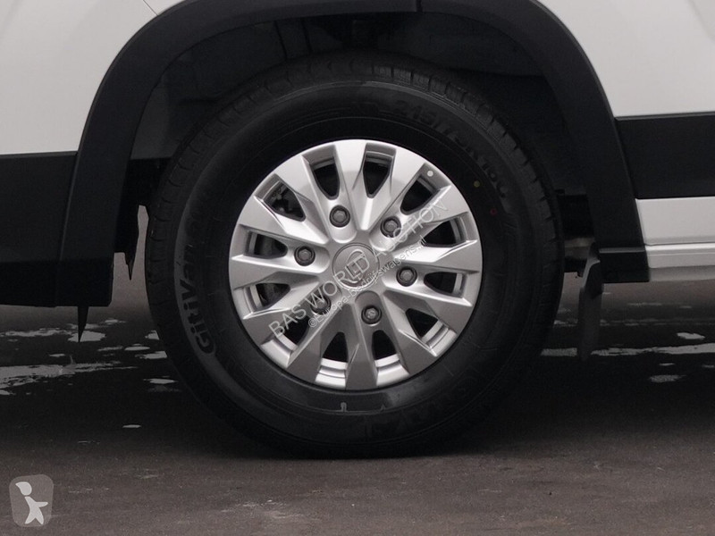 Véhicule utilitaire Maxus e 9 e 9