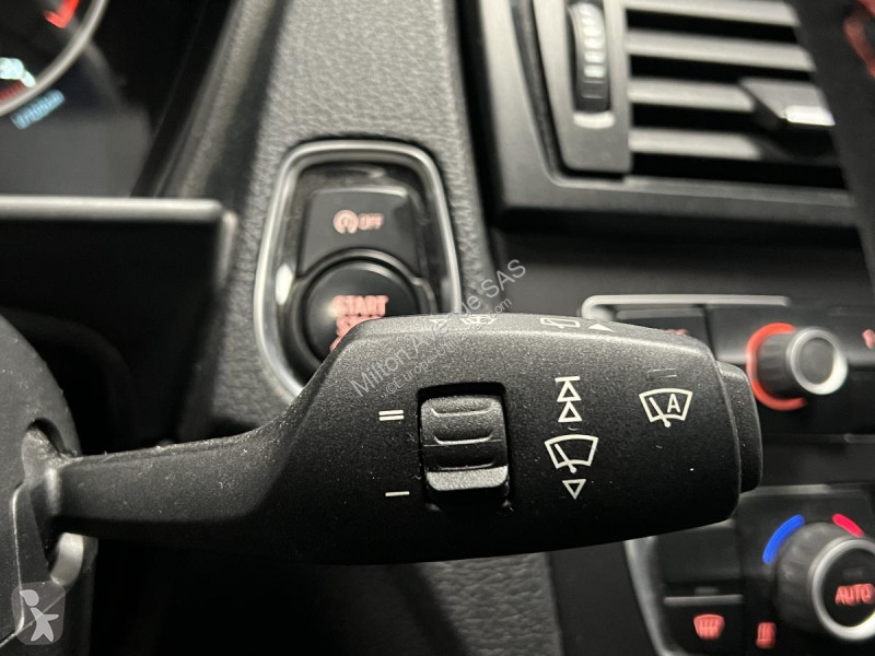 Véhicule utilitaire BMW 118i F20 Sport