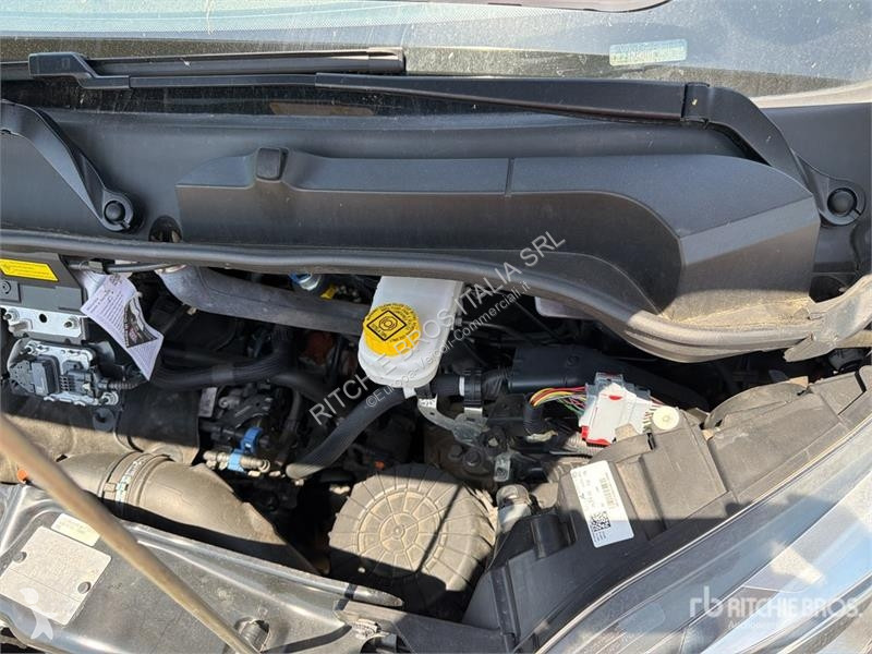 Véhicule utilitaire Opel 2.2 103 KW KA L4H2