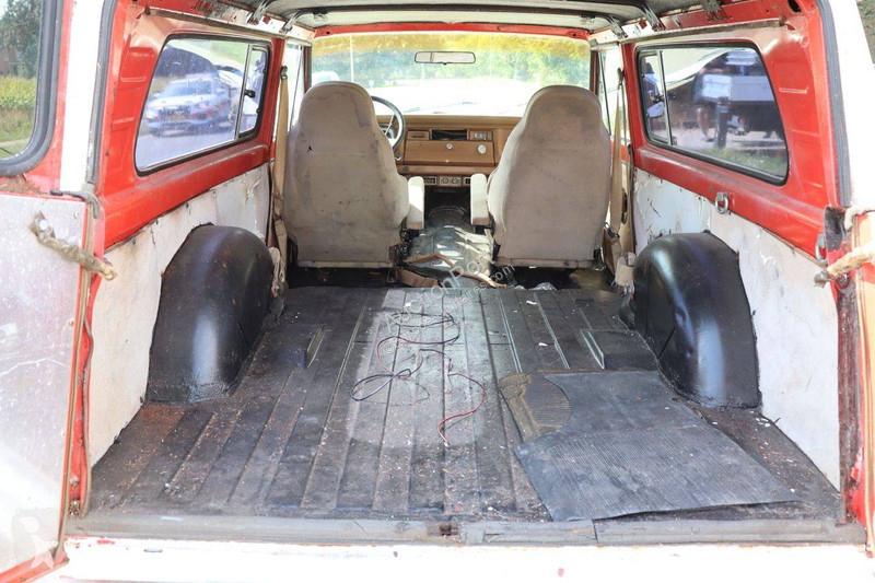 Furgoneta Jeep Chief