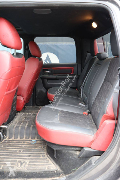Véhicule utilitaire Dodge Ram1500