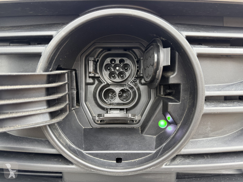 Комерційні автомобілі Mercedes Pro 51kWh 122PK...
