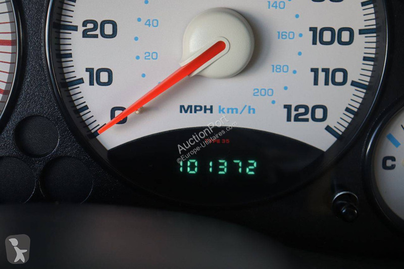 Furgoneta Jeep  LIBERTY SPORT