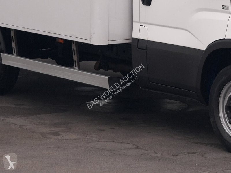 Bedrijfswagen Iveco 35S14