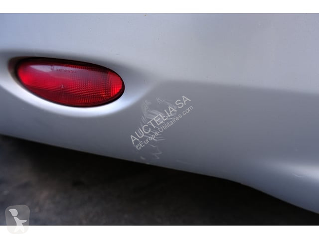 Коммерческий автомобиль Peugeot 208