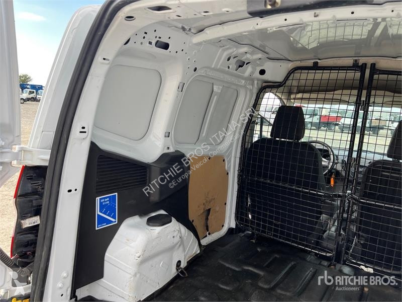 Veículo utilitário Ford Courier Cargo Van