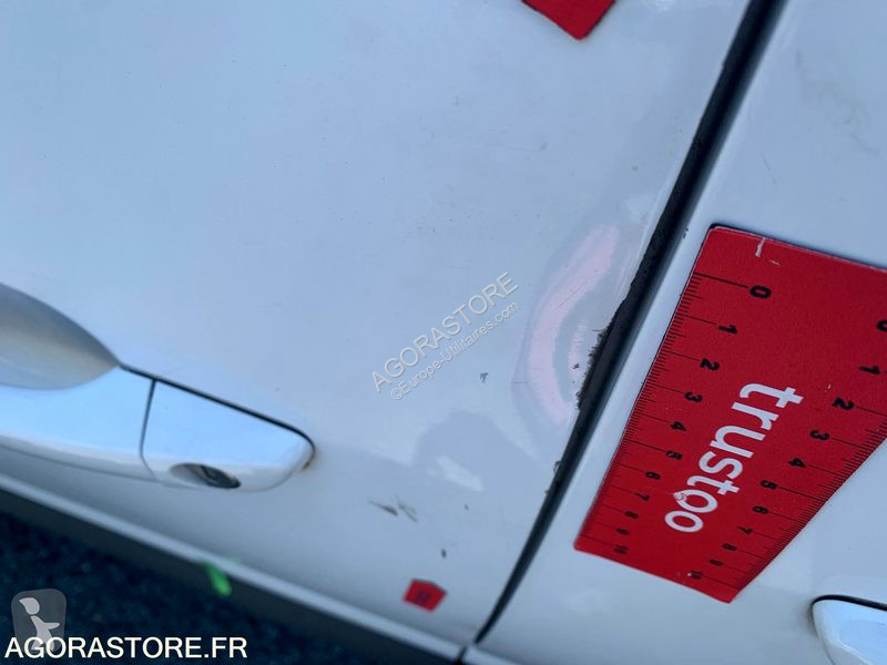 Véhicule utilitaire Peugeot RIFTER