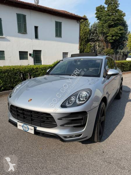Véhicule utilitaire Porsche