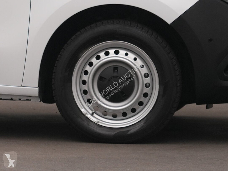 Véhicule utilitaire Mercedes 112 CDI