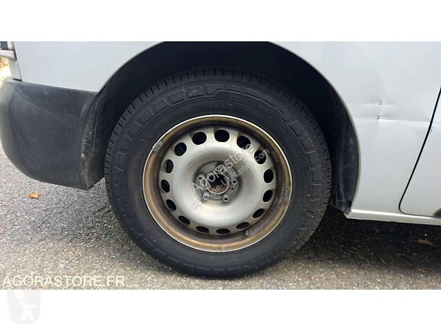 Коммерческий автомобиль