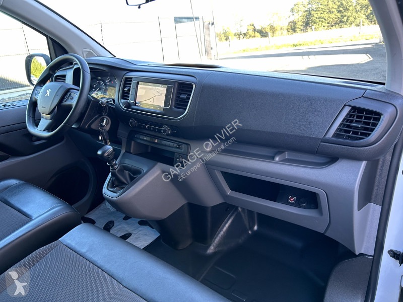Коммерческий автомобиль Peugeot Standard...