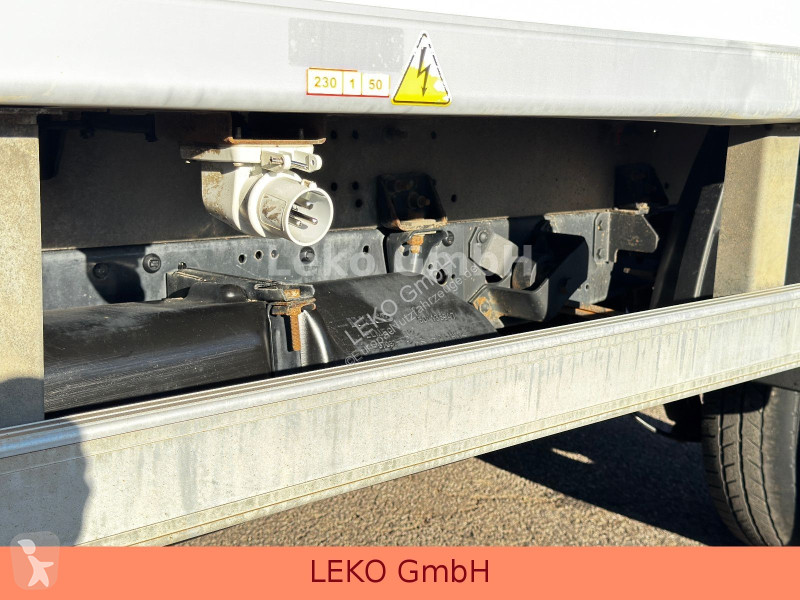 Nyttofordon Iveco 35C14 Mit Carrier Xr 350