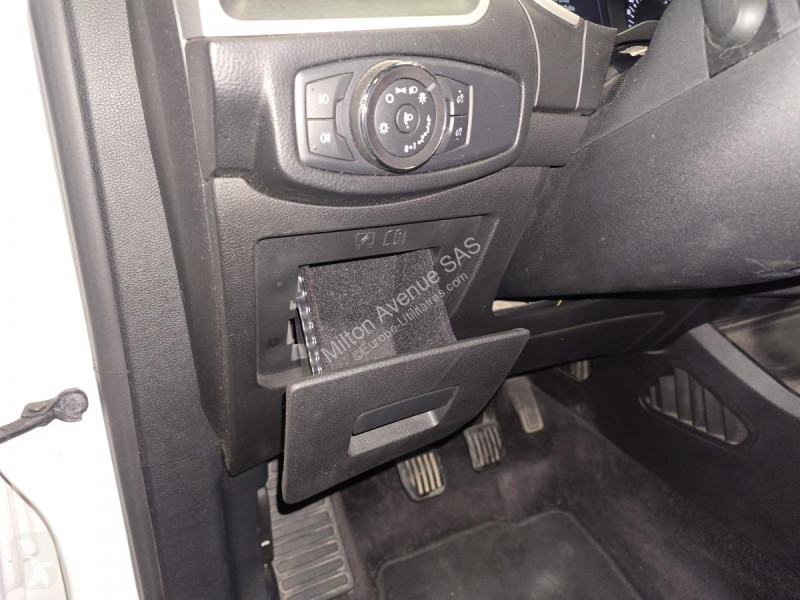 Nyttofordon Ford STELVIO 2.2 D - 160 - BVA  Veloce