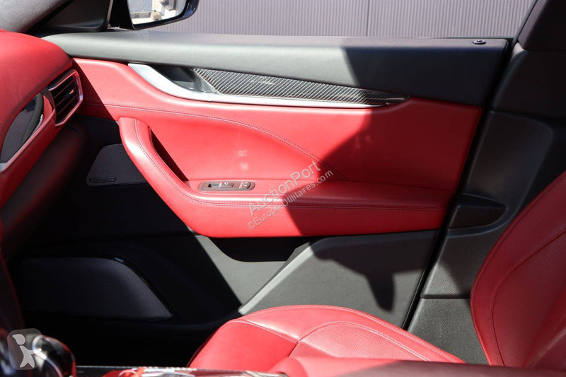 Nyttofordon Maserati SUV