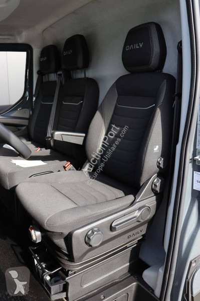 Nyttofordon Iveco 35S18