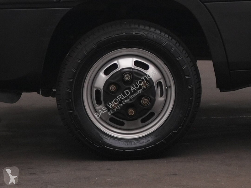 عربة نفعية Iveco 50C18