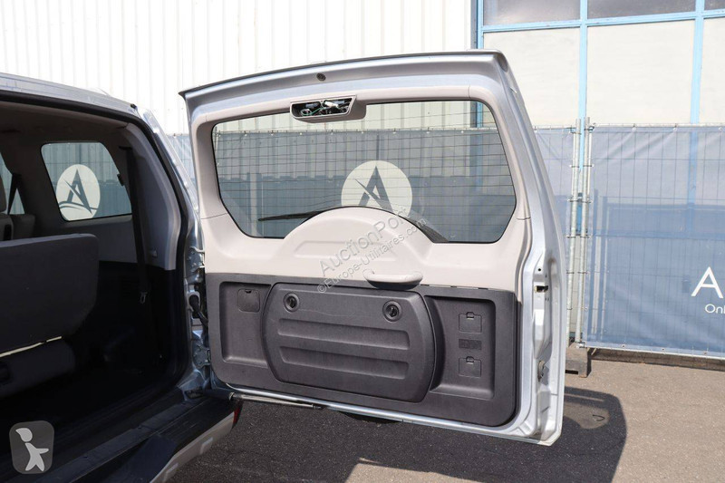 Véhicule utilitaire Mitsubishi