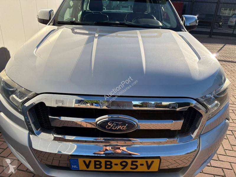 Véhicule utilitaire Ford 3.2 TDCI