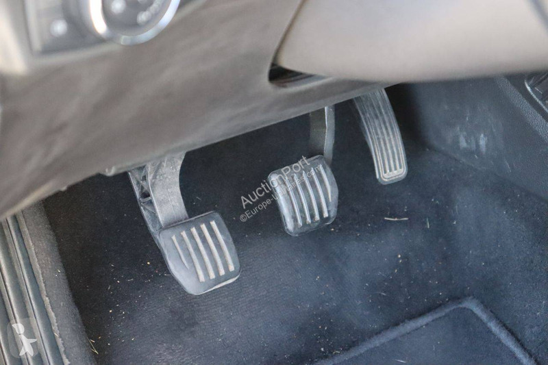 Véhicule utilitaire Ford