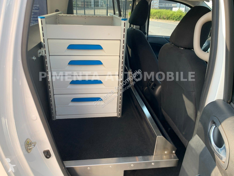 Užitkové vozidlo Nissan NP300 190PS 4x4 3,5t...
