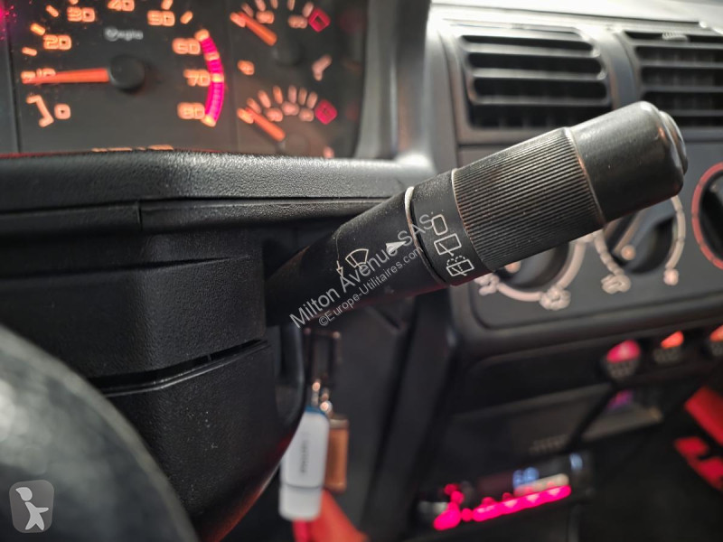 Bedrijfswagen Peugeot 205 GTi 1.9 1.9i - 122...
