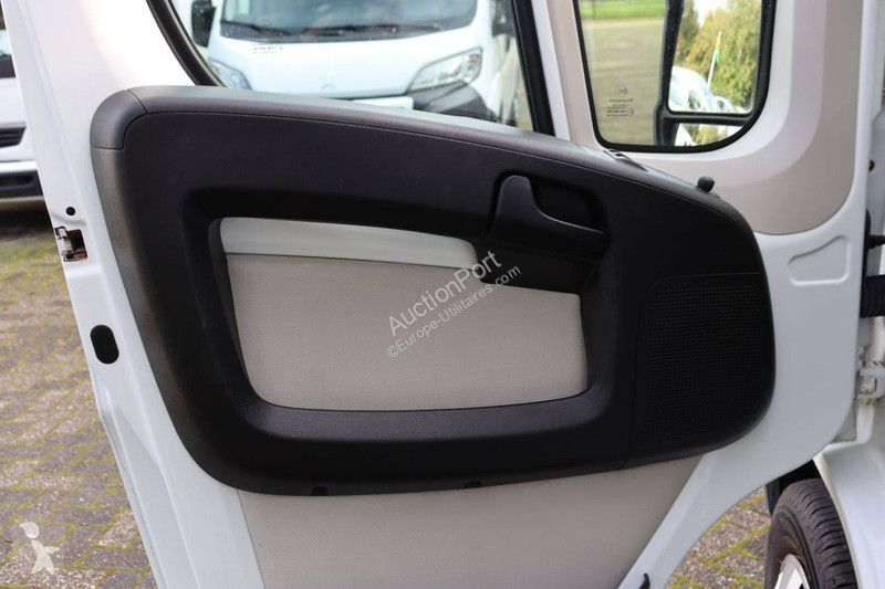 Bedrijfswagen Peugeot