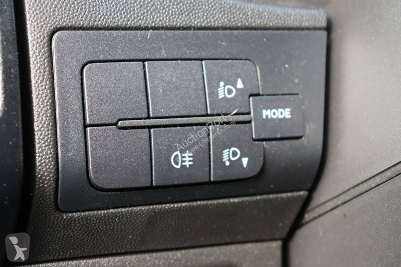Véhicule utilitaire Peugeot