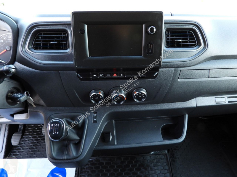 عربة نفعية Renault  MASTER