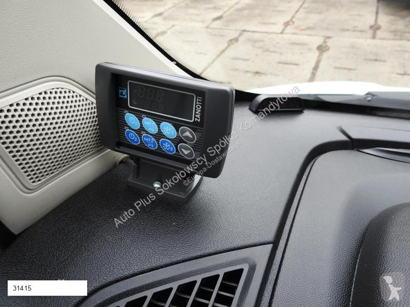Autoutilitară Peugeot BOXER FURGON CHŁODNIA...