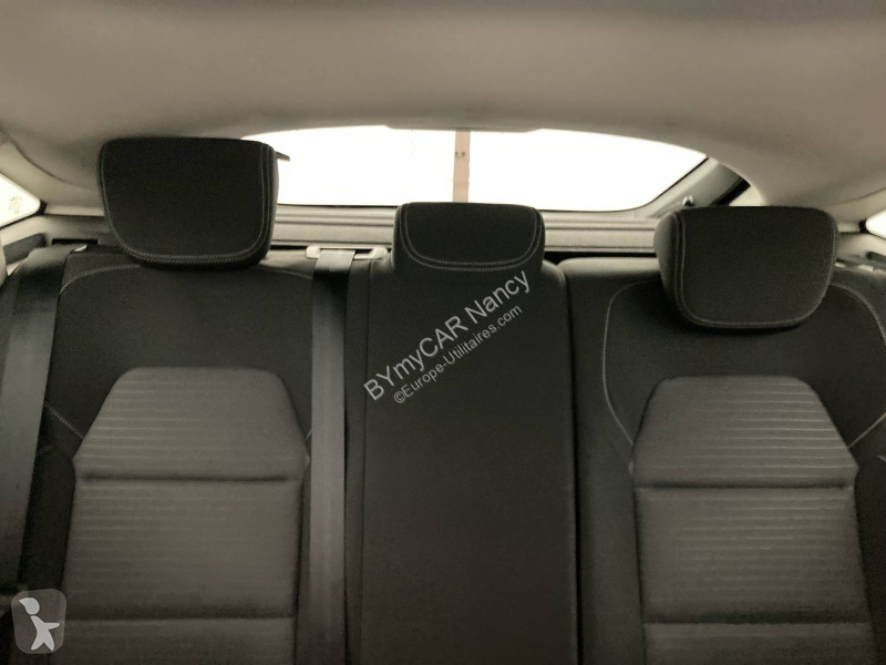 Autoutilitară Renault Arkana mild hybrid 140...