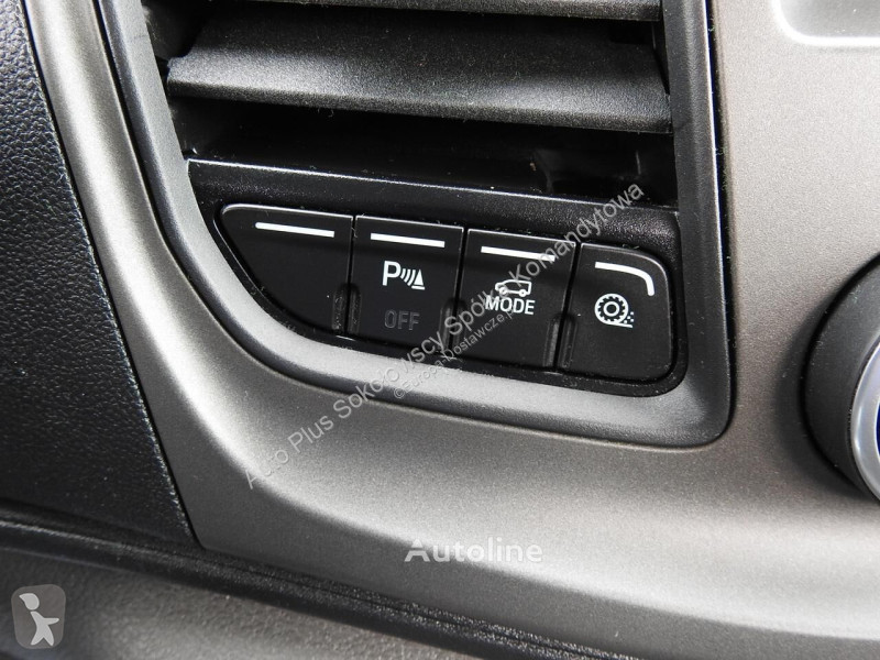 Véhicule utilitaire Ford TRANSIT  FURGON...