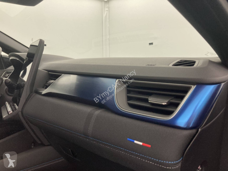 Veicolo commerciale Renault Captur E-Tech full...