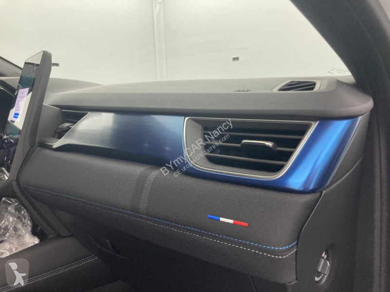 Veicolo commerciale Renault Captur E-Tech full...