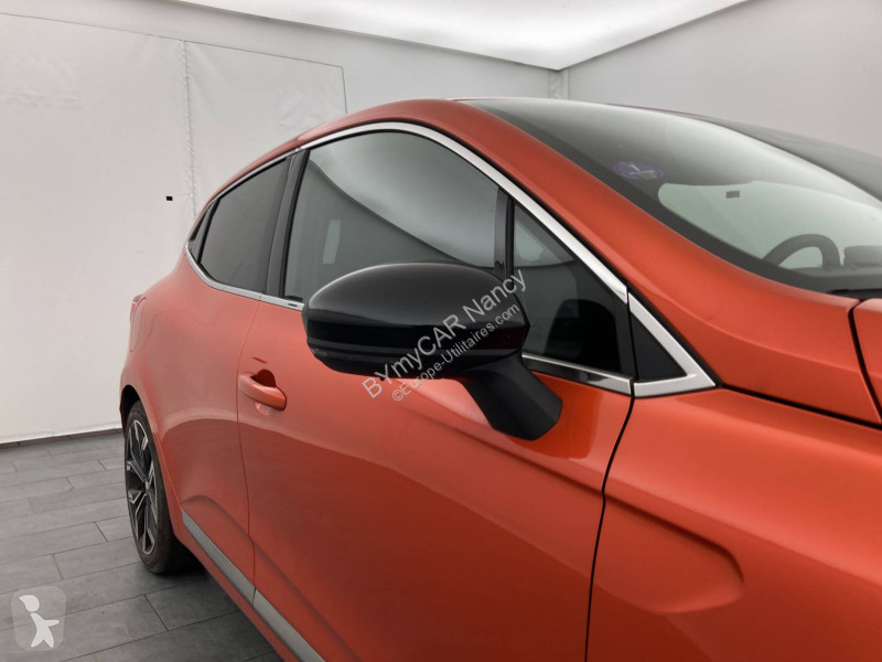 Autoutilitară Renault Clio E-Tech full hybrid 145