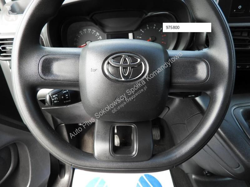 Užitkové vozidlo Toyota CITY  FURGON CHŁODNIA...