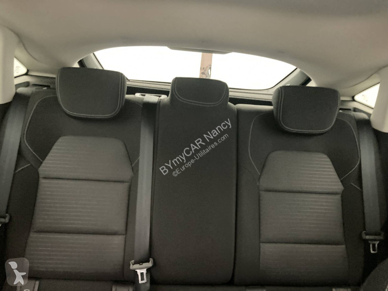 Autoutilitară Renault Arkana mild hybrid 140...