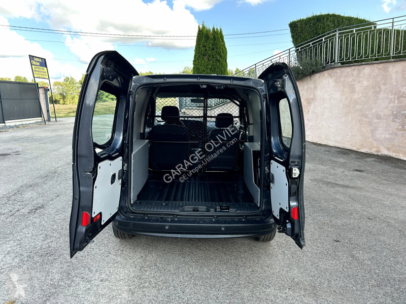 Véhicule utilitaire Mercedes Compact 109 1.5...