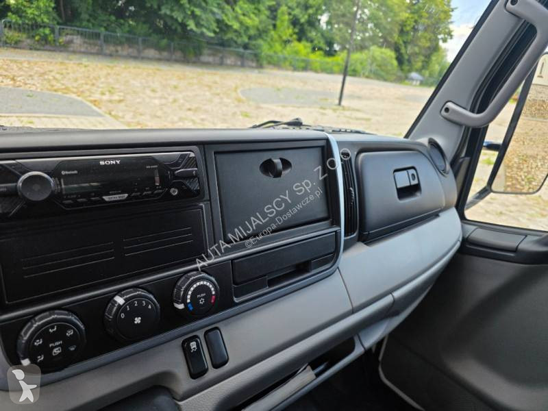 Véhicule utilitaire Mitsubishi Fuso