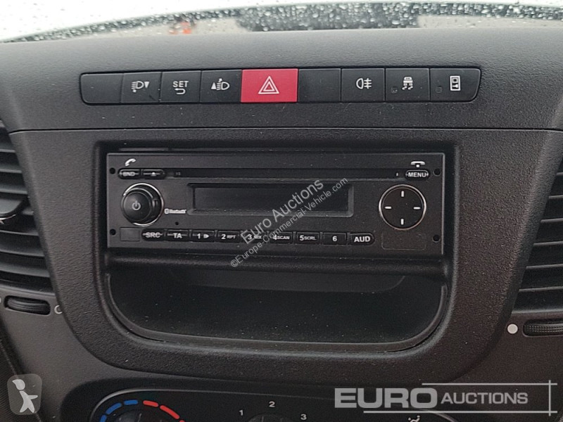 Furgoneta Iveco 35S11