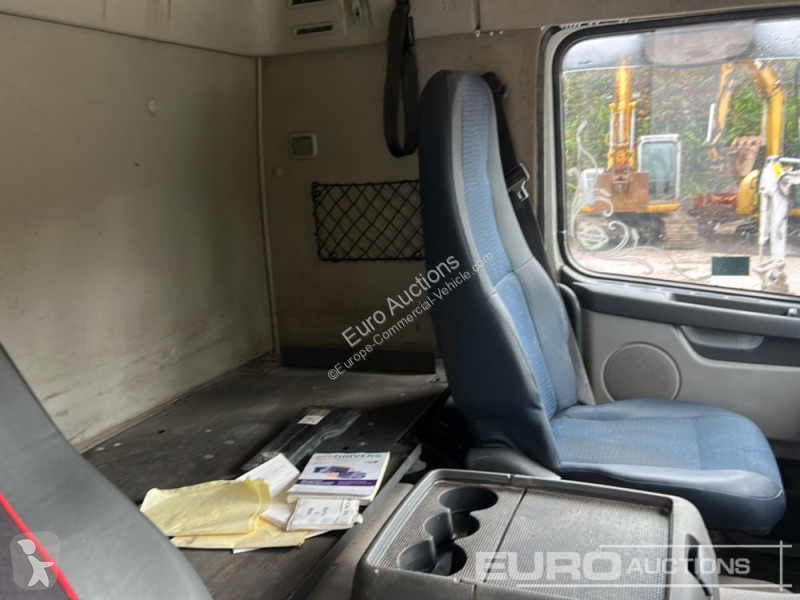 Autoutilitară Volvo FM400