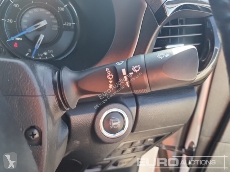 Furgoneta Toyota Hilux