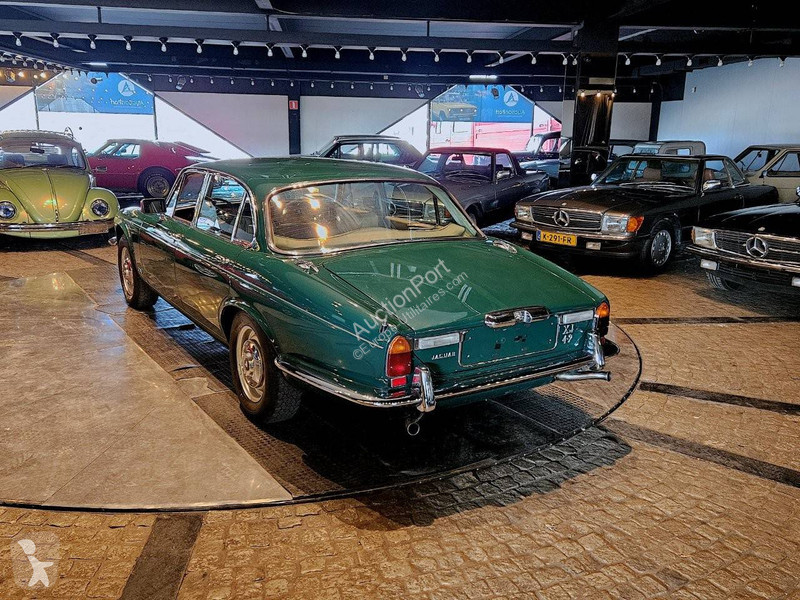 Véhicule utilitaire Jaguar (series II) 4.2...