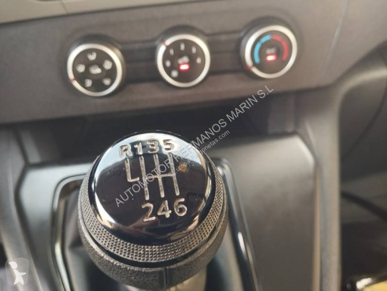 عربة نفعية Renault