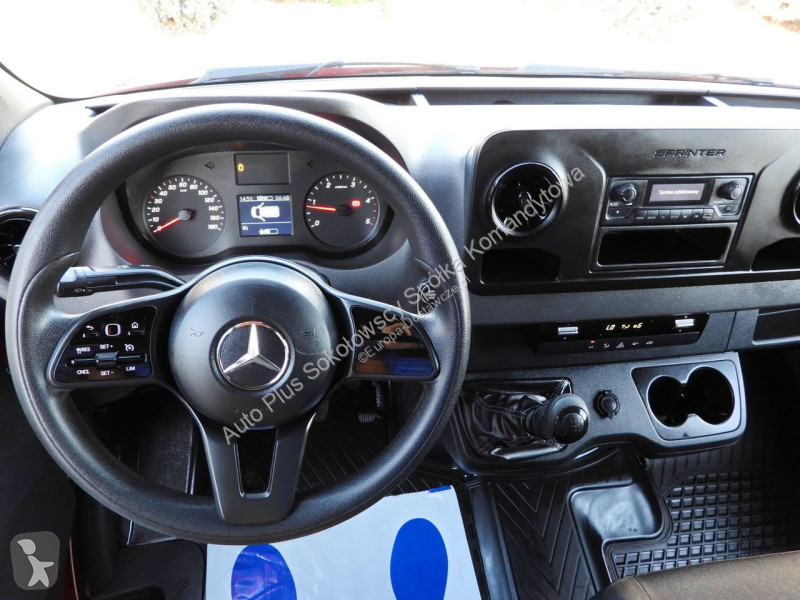 عربة نفعية Mercedes 23C16 DAILY
