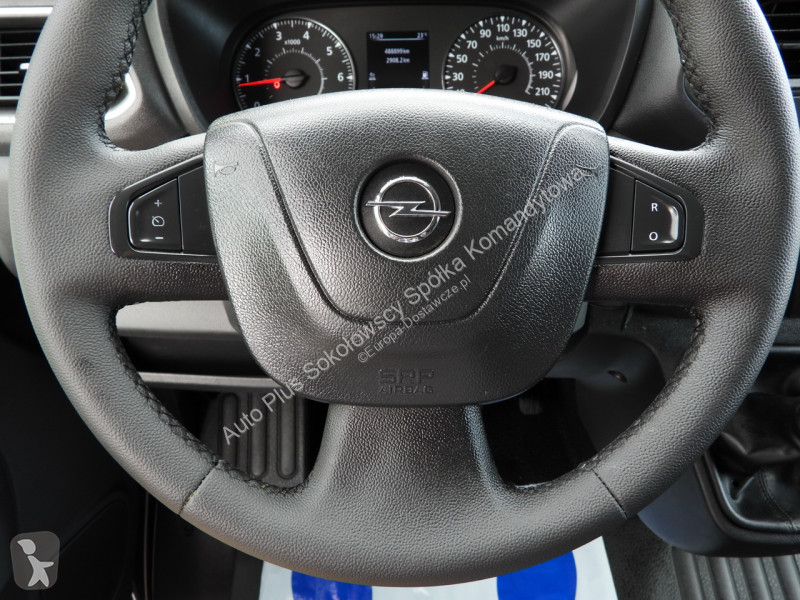 Лекотоварен автомобил Opel  MOVANO