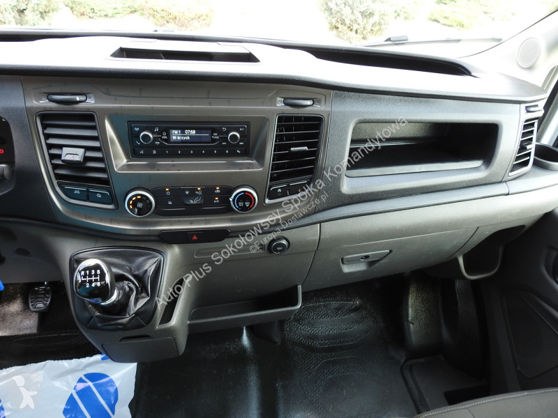 عربة نفعية Ford  TRANSIT