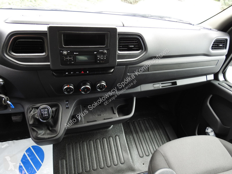 Лекотоварен автомобил Renault  MASTER