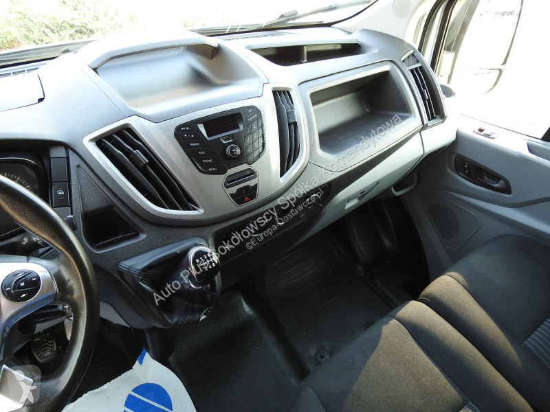 Samochód dostawczy Ford  TRANSIT